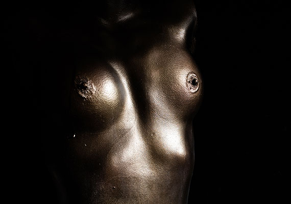 Скульптурные слепки женского тела